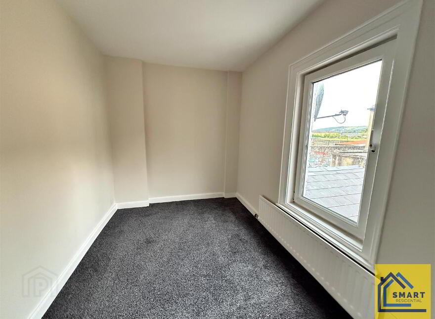 37 Parkgate Drive, Belfast, BT4 1EW