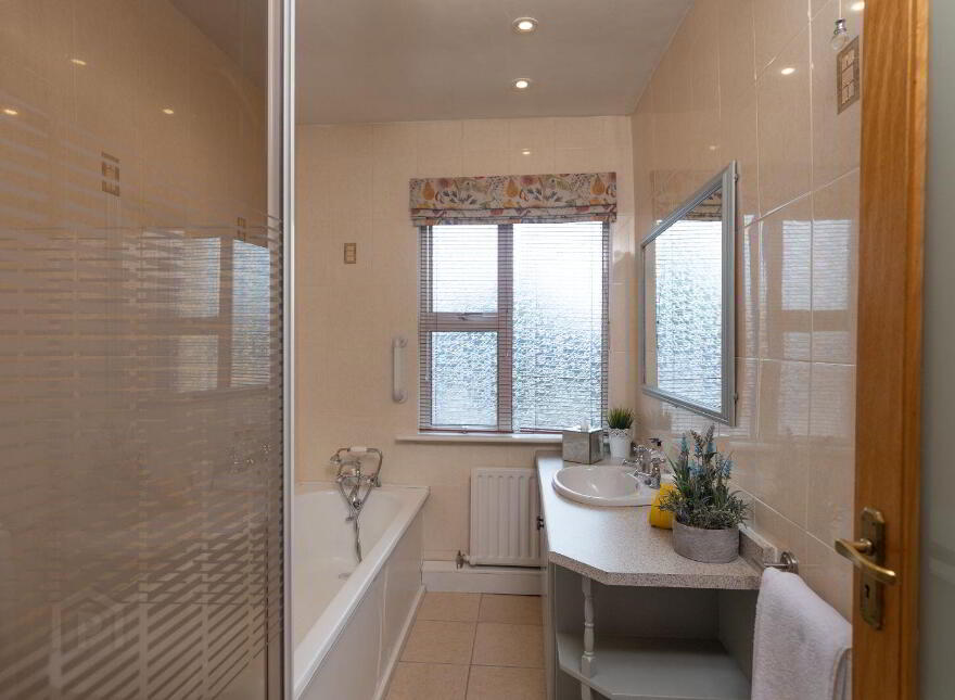"Hill View House", Gortnaclohy, Ashford, Ballagh, V42V522