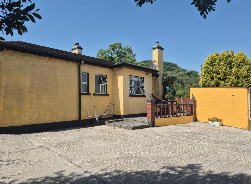 "Hill View House", Gortnaclohy, Ashford, Ballagh, V42V522