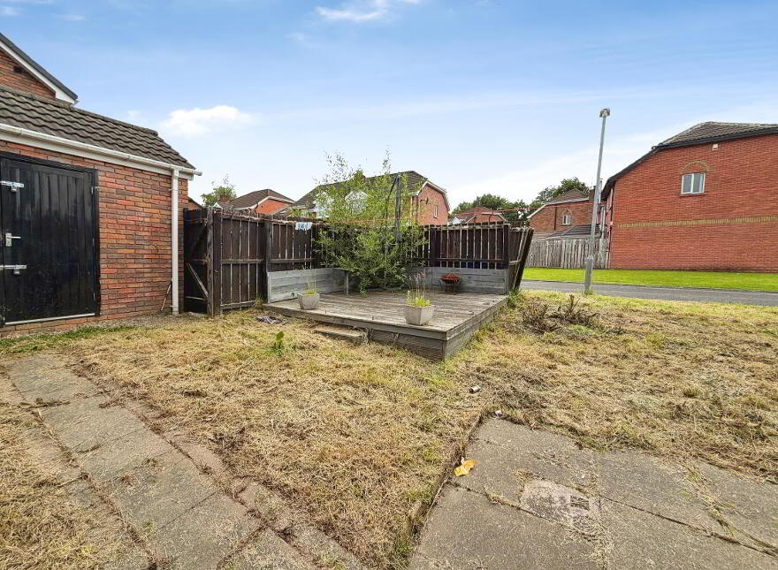 2 Rosewood Glen, Lisburn, BT28 2FH