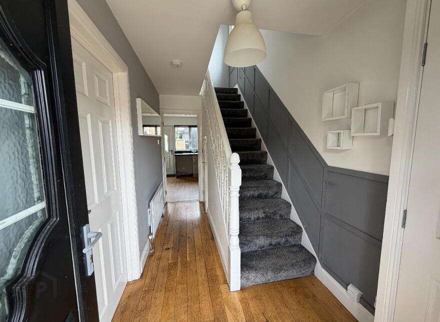 2 Rosewood Glen, Lisburn, BT28 2FH