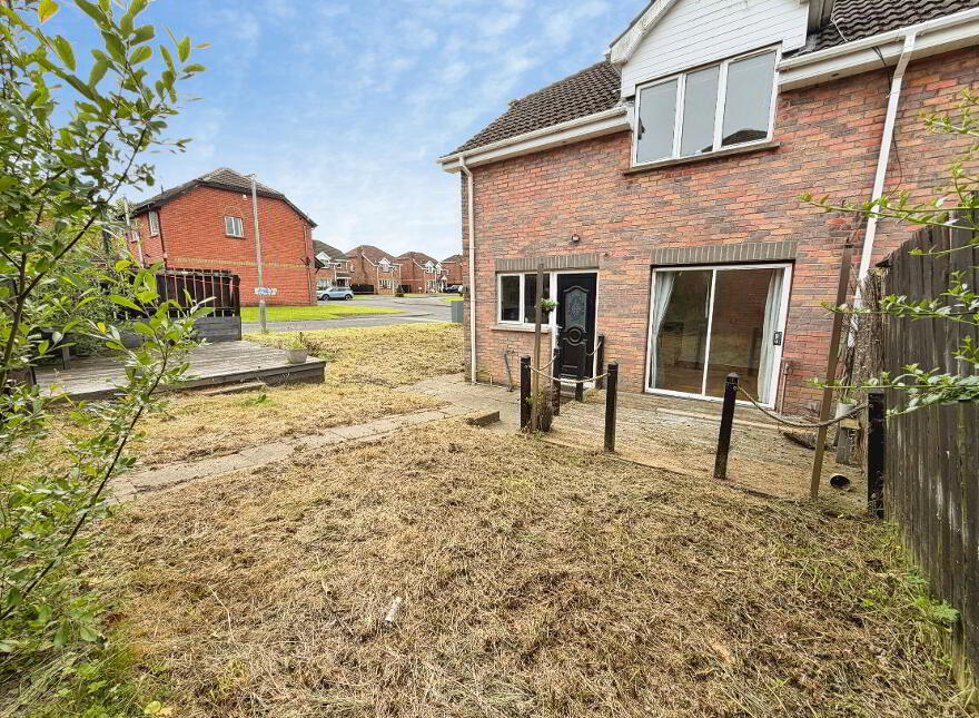 2 Rosewood Glen, Lisburn, BT28 2FH