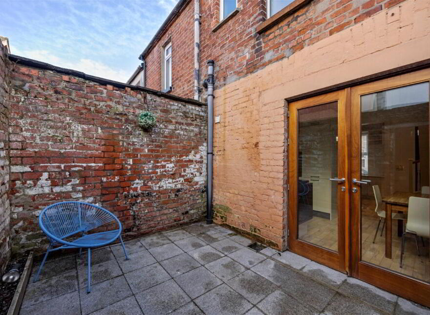23 Hugh Street, Lisburn Road, Belfast, BT9 7HH