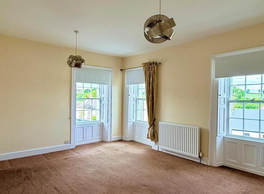 59 Main Street, Loughgall, BT61 8HZ