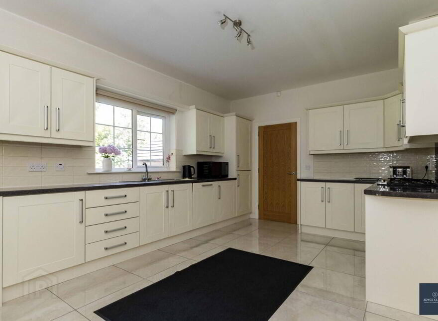81 Bocombra Hill, Craigavon, Portadown, BT63 5SA