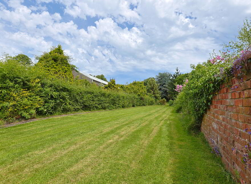 6 Hartford Place, Armagh, BT61 9BJ