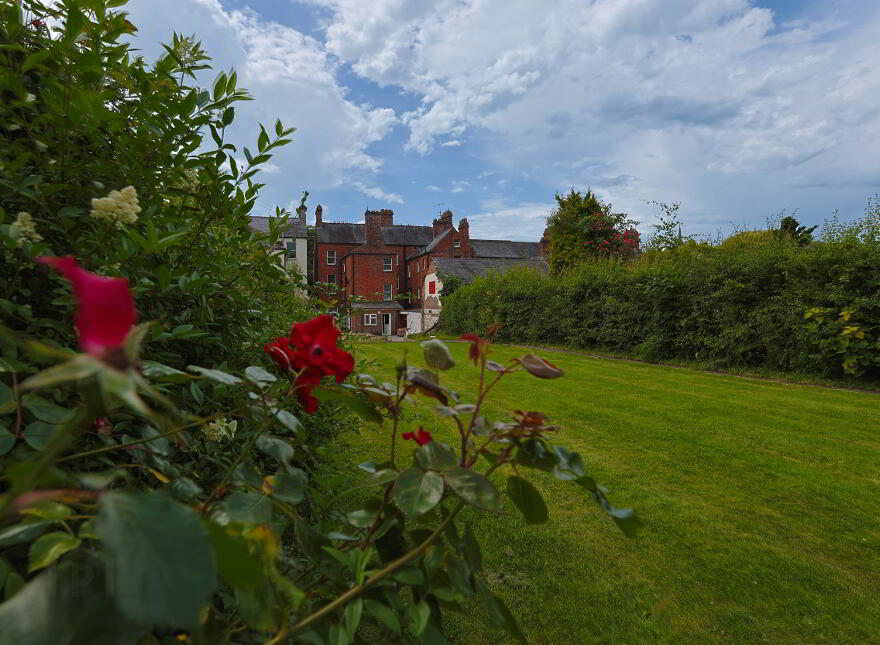 6 Hartford Place, Armagh, BT61 9BJ