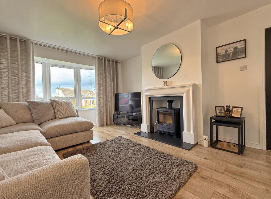 17 Castle View Park, Portrush, BT56 8AS