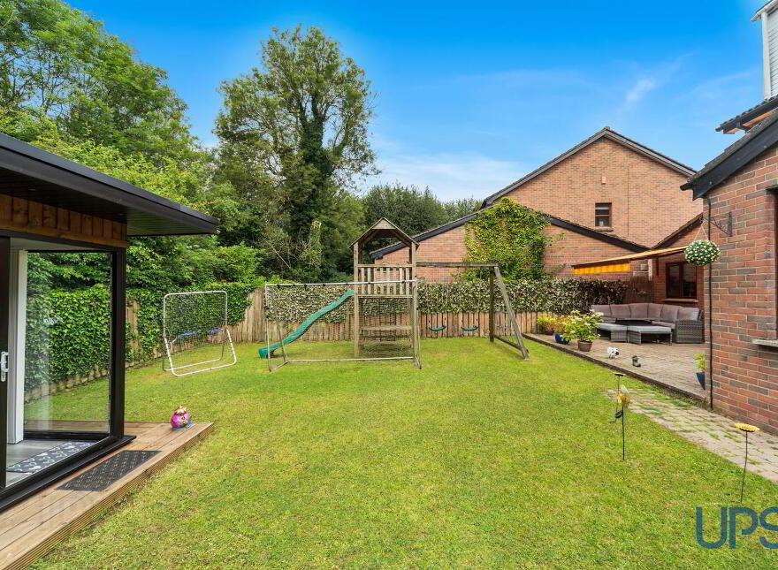 34 Dunmurry Lodge, Blacks Road, Belfast, BT10 0GR