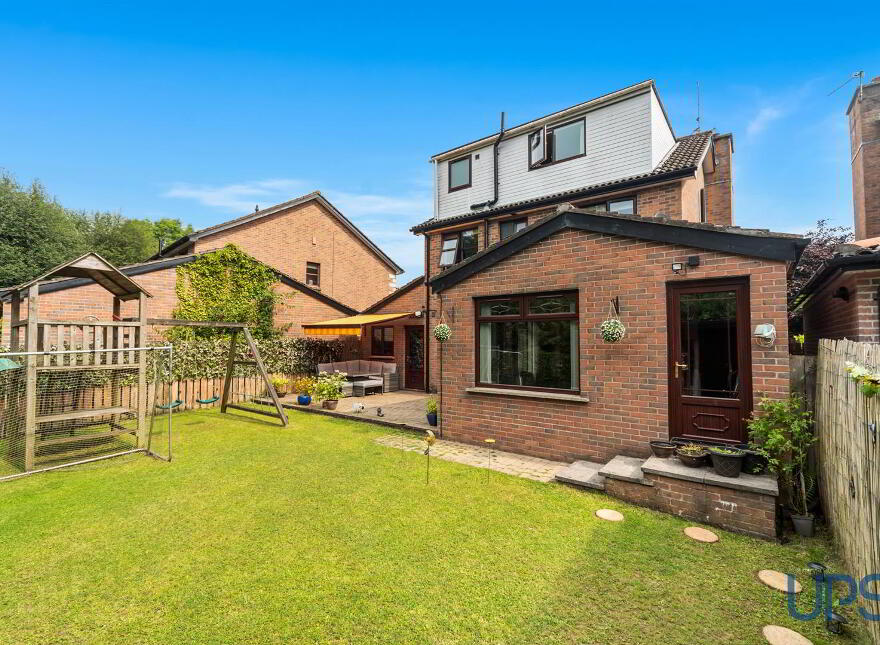 34 Dunmurry Lodge, Blacks Road, Belfast, BT10 0GR