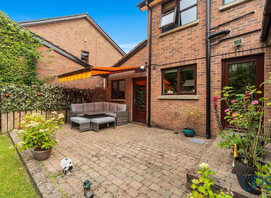 34 Dunmurry Lodge, Blacks Road, Belfast, BT10 0GR