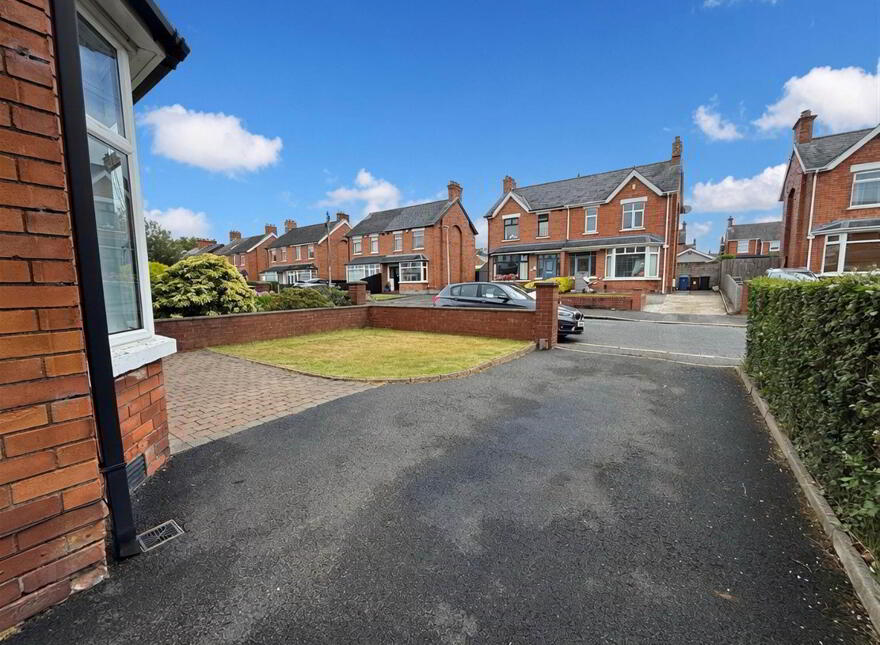 23 Trigo Parade, Castlereagh, Belfast, BT6 9GA