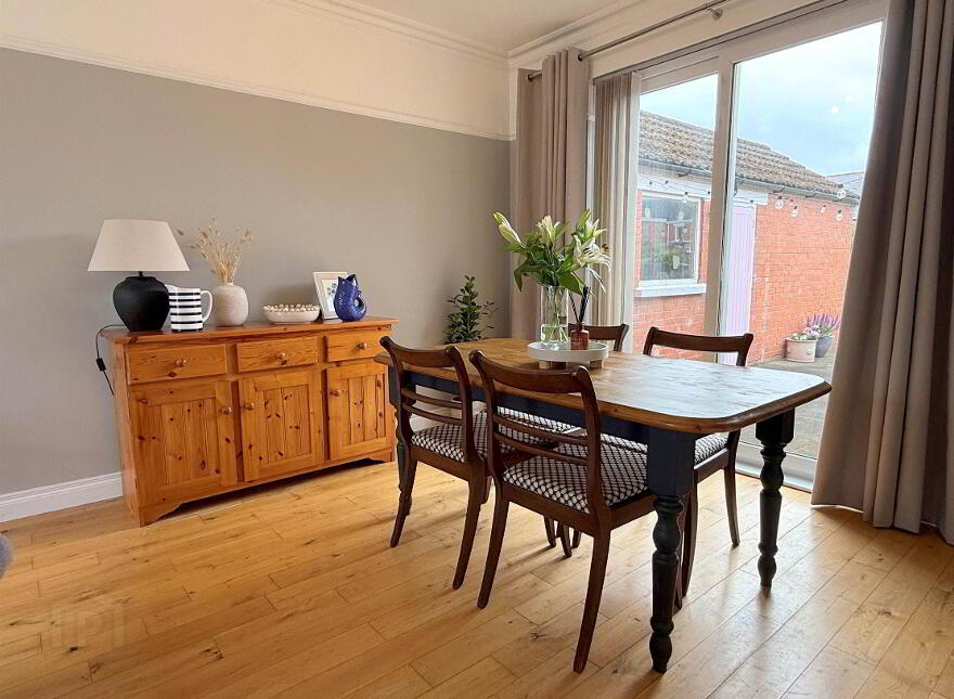 23 Trigo Parade, Castlereagh, Belfast, BT6 9GA