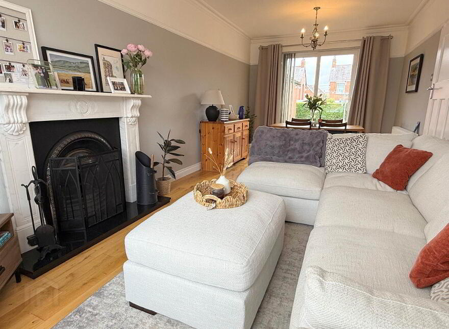 23 Trigo Parade, Castlereagh, Belfast, BT6 9GA