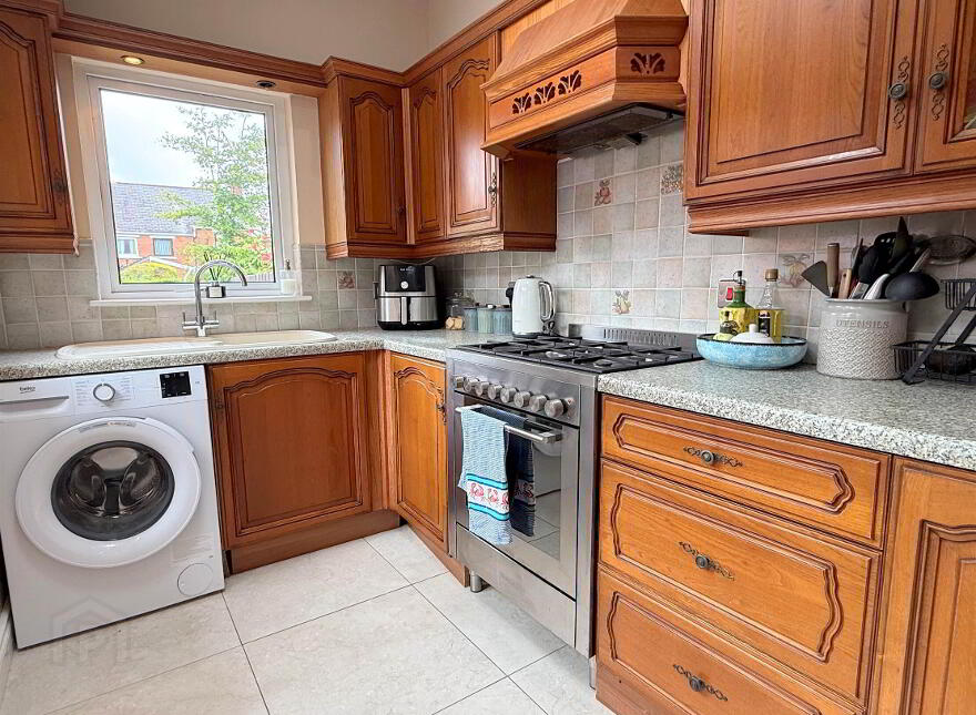 23 Trigo Parade, Castlereagh, Belfast, BT6 9GA