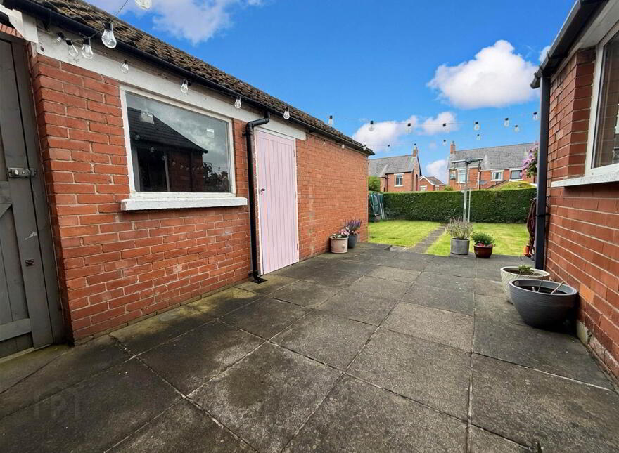 23 Trigo Parade, Castlereagh, Belfast, BT6 9GA