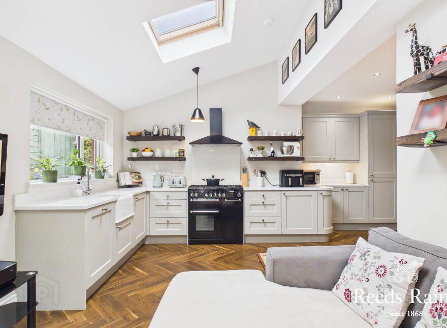 6 Massey Avenue, Belfast, BT4 2JS
