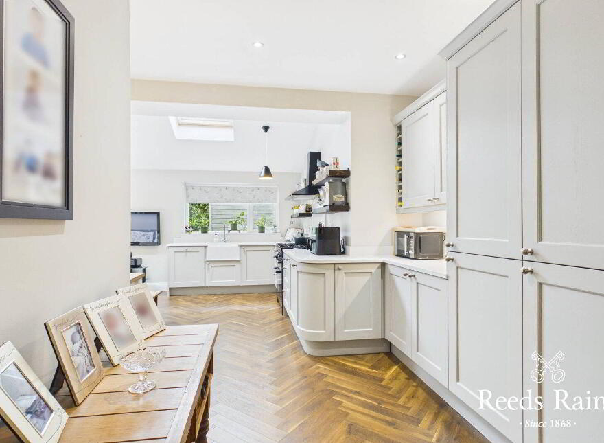 6 Massey Avenue, Belfast, BT4 2JS