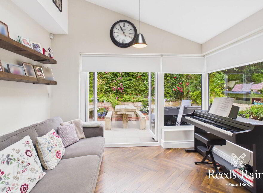 6 Massey Avenue, Belfast, BT4 2JS