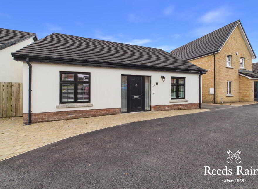 33 Sir Richard Wallace Crescent, Lisburn, BT28 3HZ