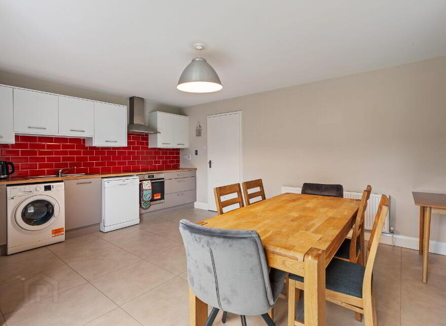35 Pinewood, Elm Park, Wilton, T12YTN3
