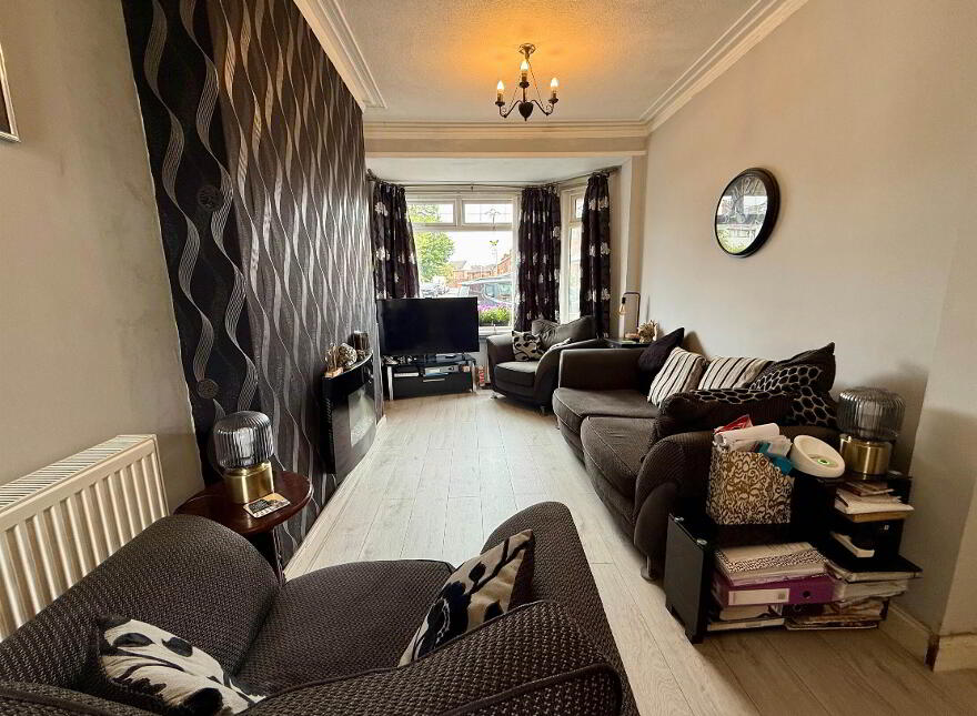 38 Willowholme Drive, Belfast, BT6 8PB