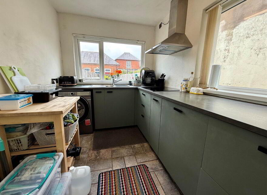 38 Willowholme Drive, Belfast, BT6 8PB