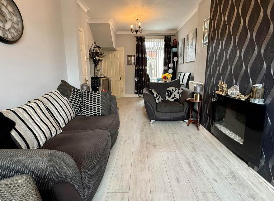 38 Willowholme Drive, Belfast, BT6 8PB