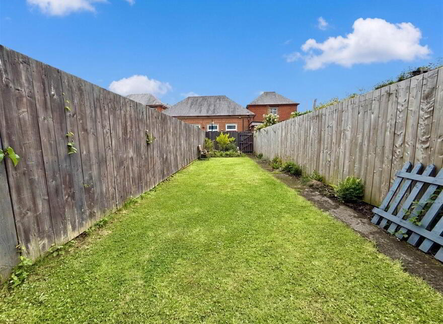 38 Willowholme Drive, Belfast, BT6 8PB