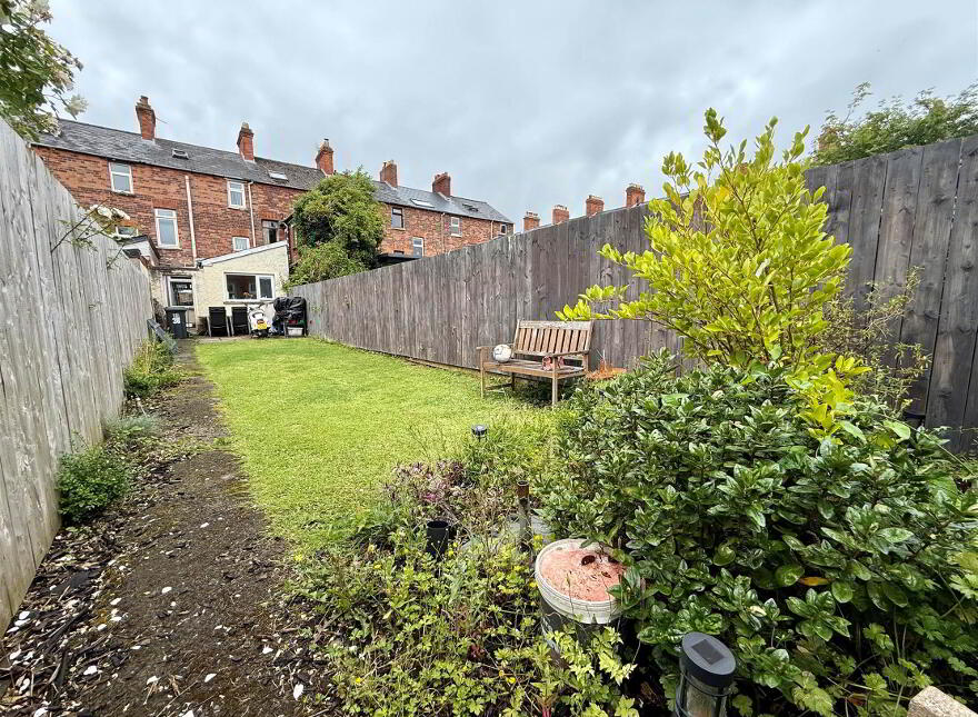 38 Willowholme Drive, Belfast, BT6 8PB