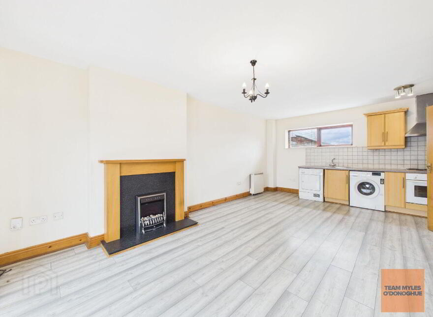 Apartment E, 25 Fernleigh Drive, Carpenterstown, Carpenterstown, D15TX95