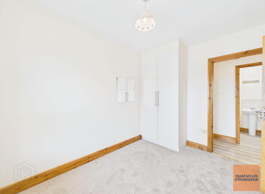 Apartment E, 25 Fernleigh Drive, Carpenterstown, Carpenterstown, D15TX95