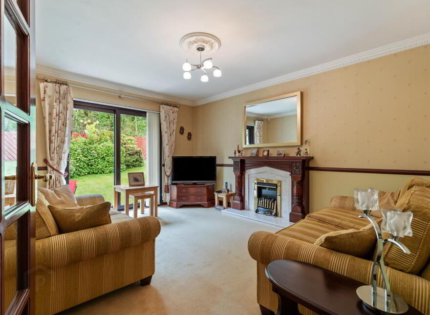 9 Karrington Heights, Dundonald, Belfast, BT16 1XZ