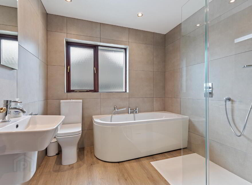 9 Karrington Heights, Dundonald, Belfast, BT16 1XZ