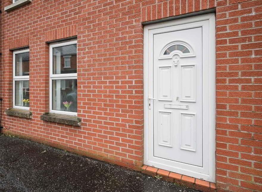 1A Lisavon Parade, Belfast, BT4 1LE