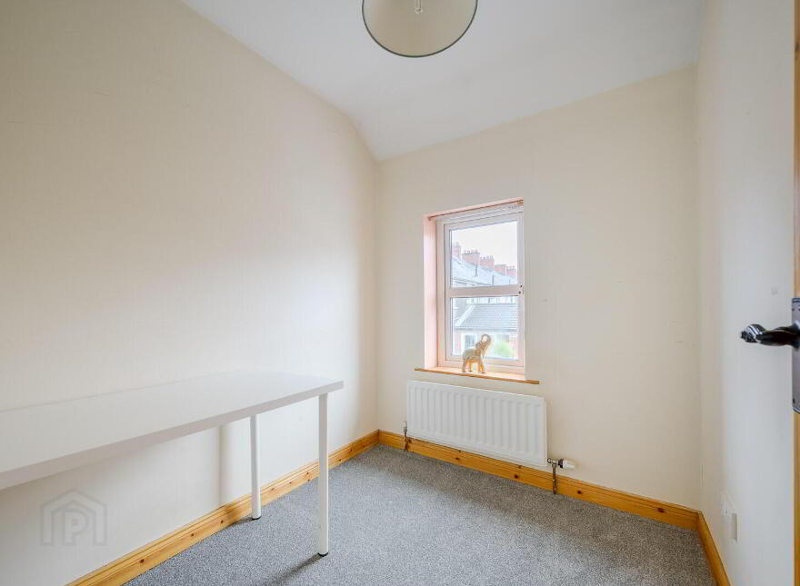 1A Lisavon Parade, Belfast, BT4 1LE