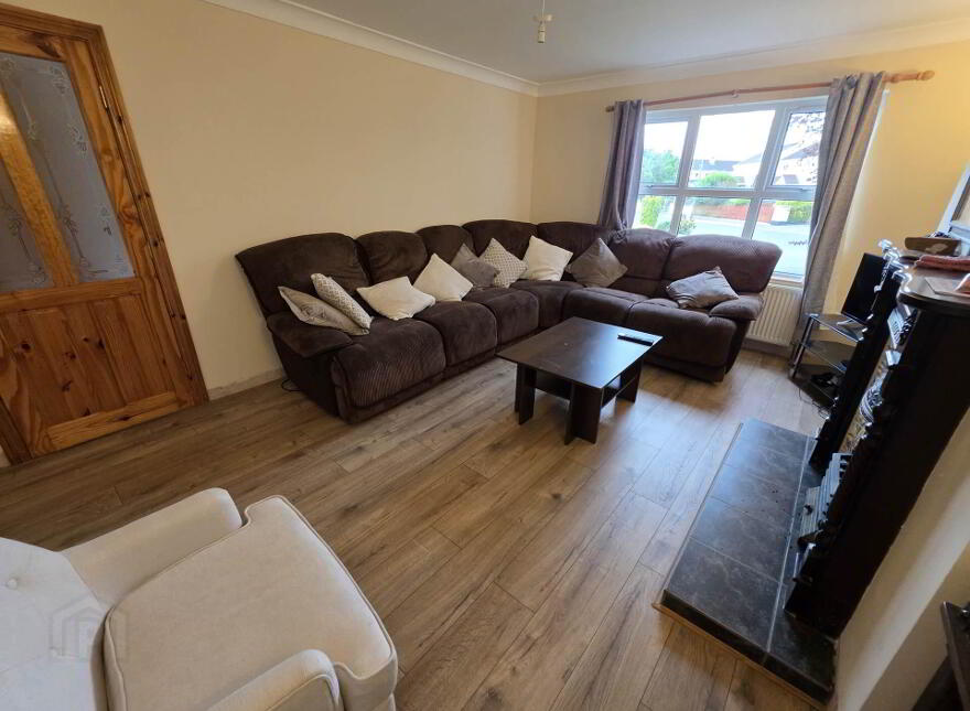 71 Rathview Park, Lisbellaw, BT94 5EW