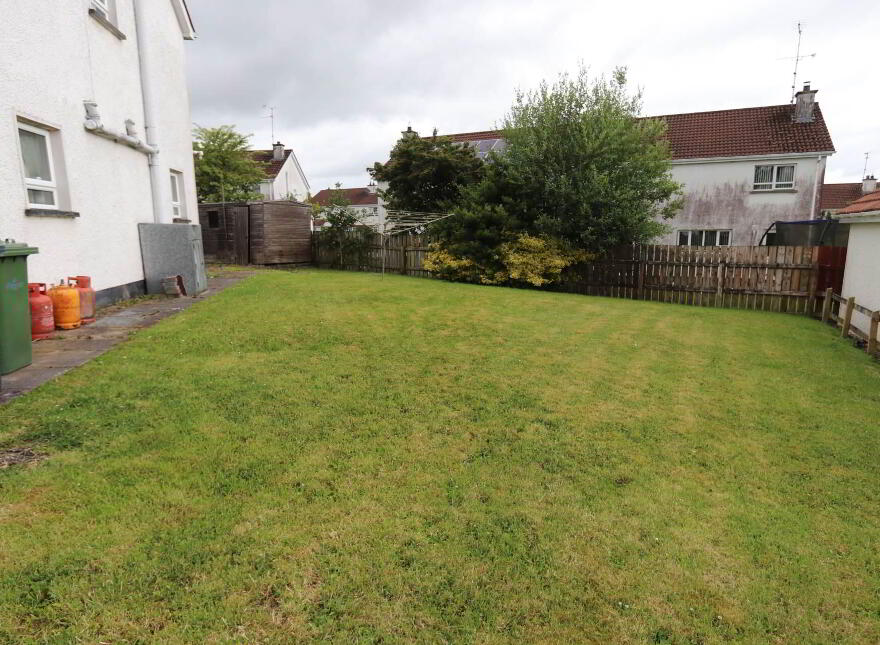 71 Rathview Park, Lisbellaw, BT94 5EW