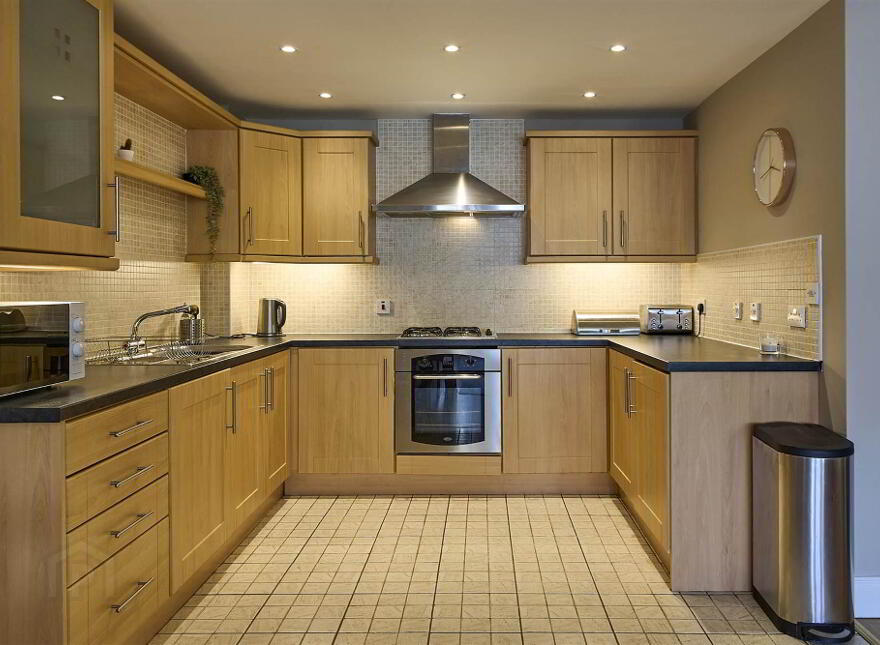 Apt 16, Church Court, Church Road, Holywood, BT18 9FP