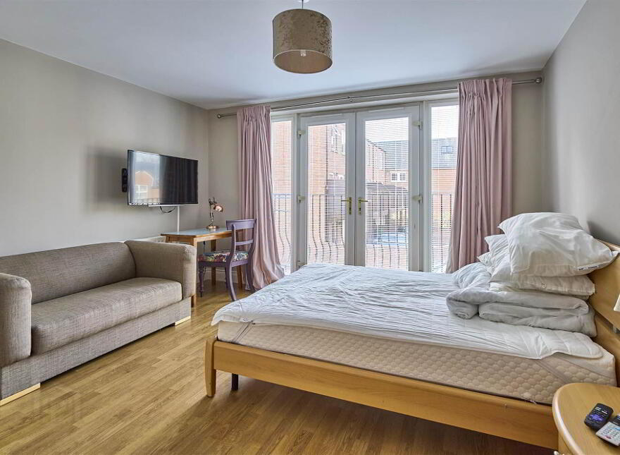 Apt 16, Church Court, Church Road, Holywood, BT18 9FP