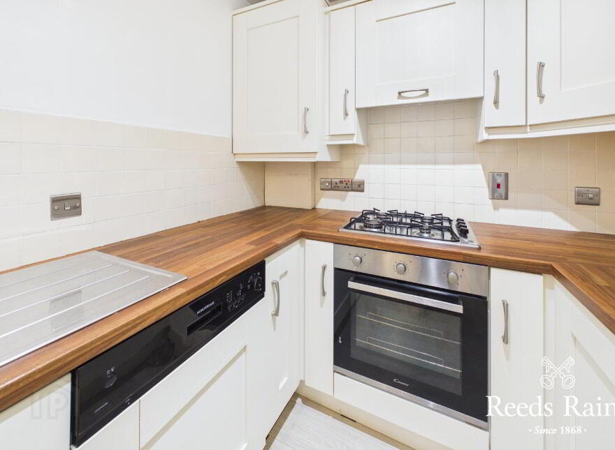Flat 3 South Studios, 85 Tates Avenue, Belfast, Belfast, BT9 7BS