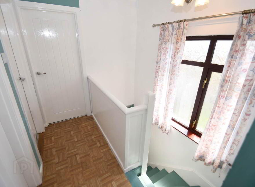 22 Gransha Gardens, Glen Road, Belfast, BT11 8AP