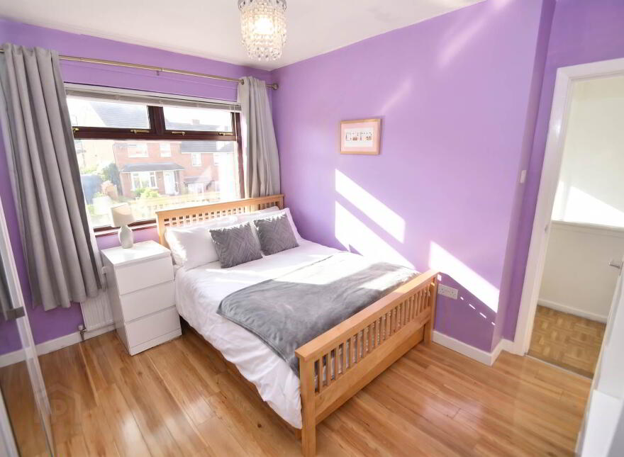 22 Gransha Gardens, Glen Road, Belfast, BT11 8AP