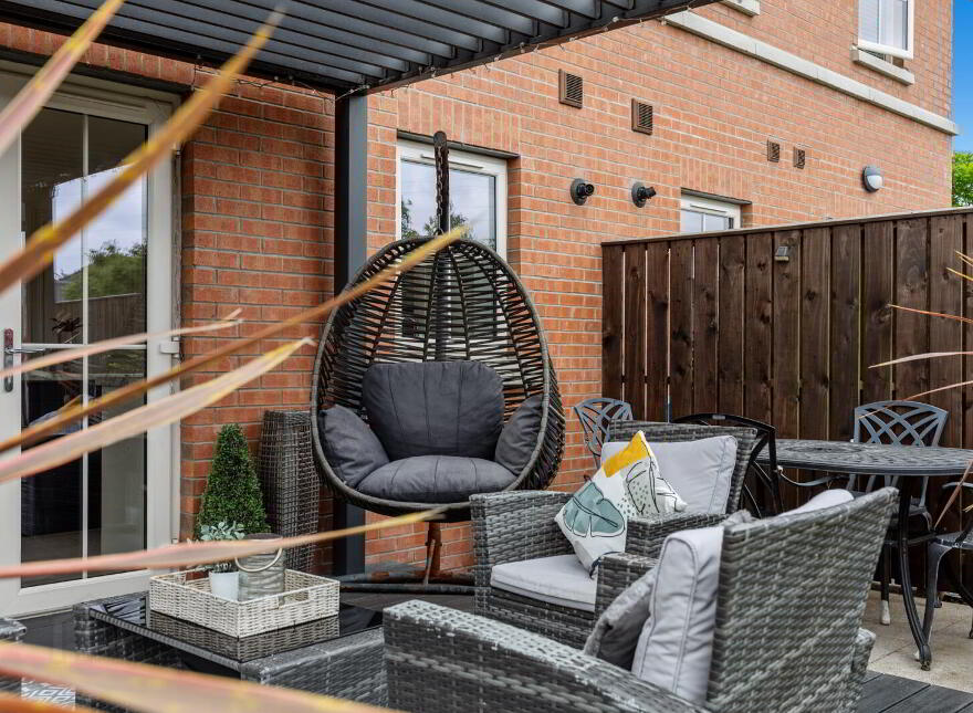16 Lynn Hall Lane, Bangor, BT19 1GX