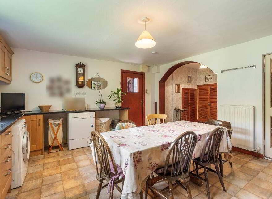 8 St. Christopher's Avenue, Montenotte, T23PN2W