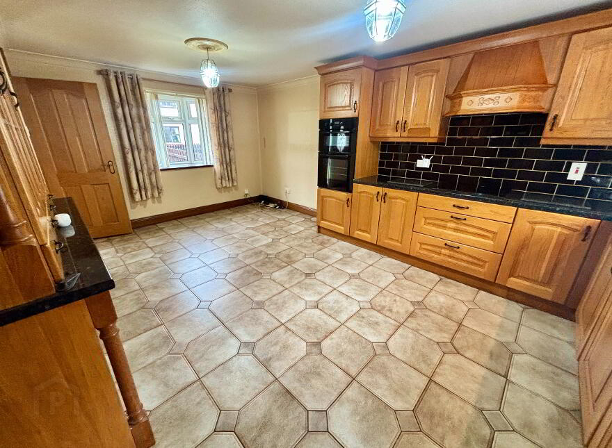 85 Heron Way, Londonderry, BT47 6LE
