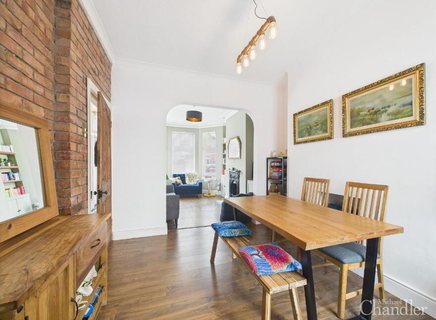 62 Ravenhill Avenue, Belfast, BT6 8LG