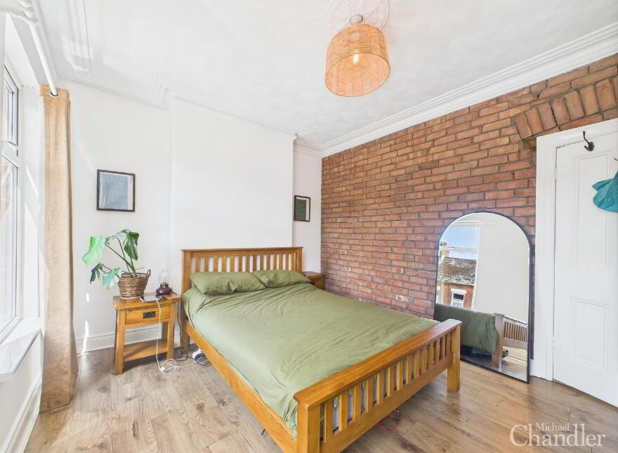 62 Ravenhill Avenue, Belfast, BT6 8LG