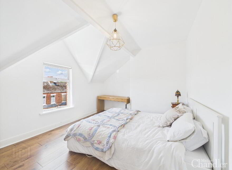 62 Ravenhill Avenue, Belfast, BT6 8LG