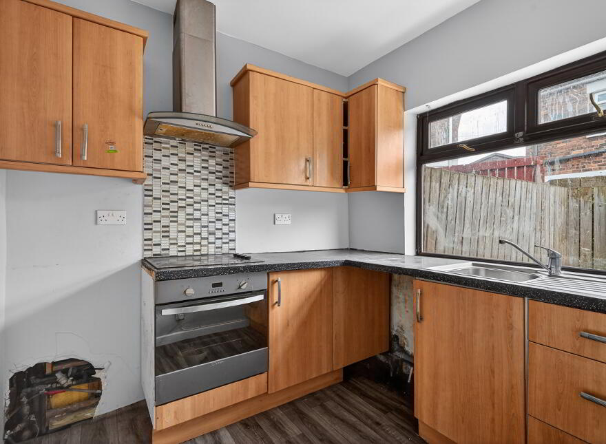 57 March Street, Belfast, BT13 3EU